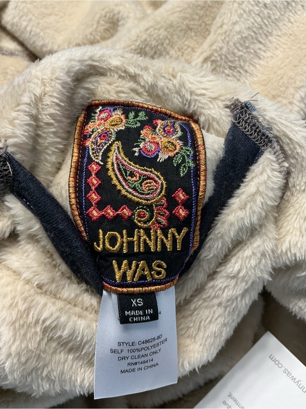 Johnny Was Joan Reversible Super Soft Sherpa Hooded Jacket - Picture 12 of 16